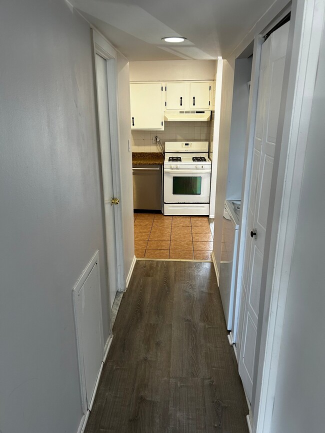 Photo - 9841 Northeast Ave Unidad 18B