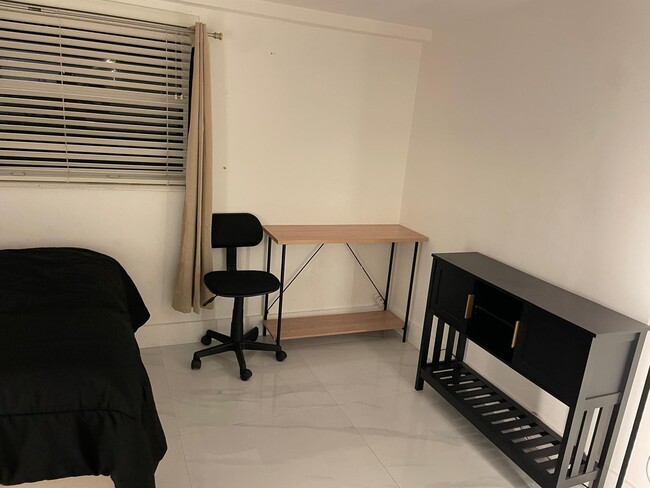 Photo - 1033 NW 7th Ter Unidad 1