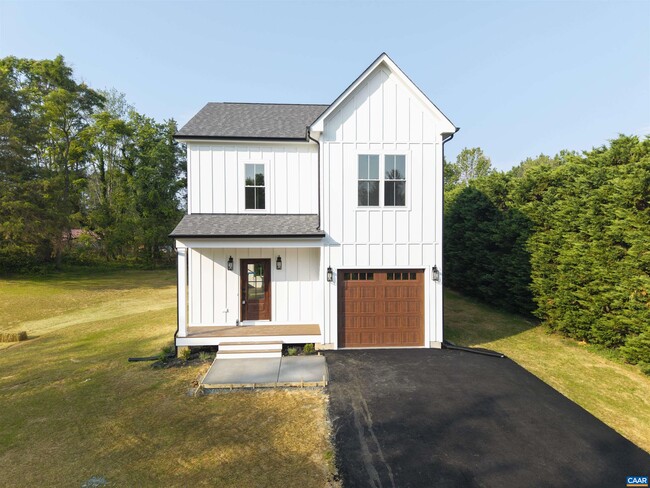 Photo - 1809 Old Orchard Rd House