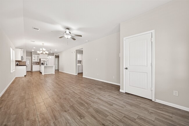 Photo - 6823 Escondido Dr