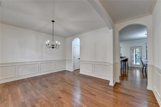 Photo - 5013 Groover Dr