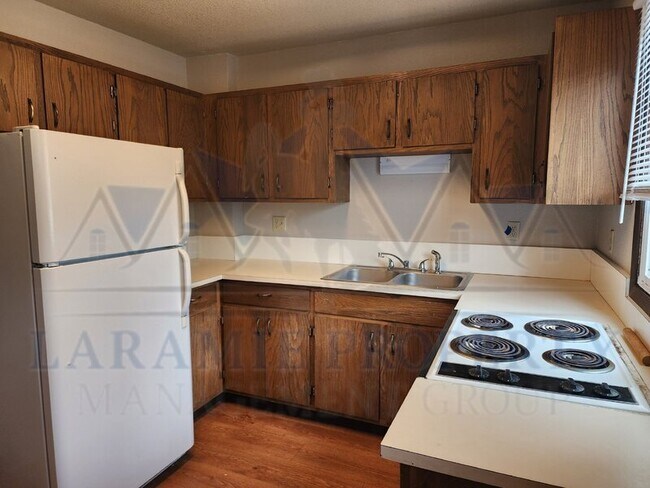 Photo - 871 N 8th St