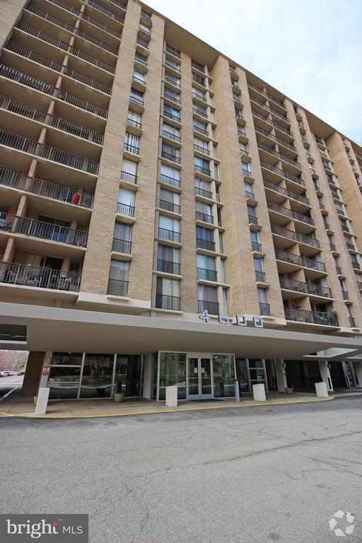 Building Photo - 4600 S Four Mile Run Dr Unit 531 Rental