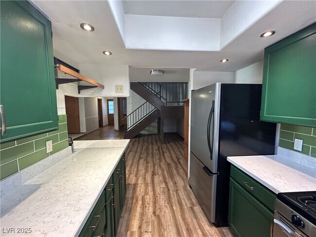 Photo - 5915 Laredo St