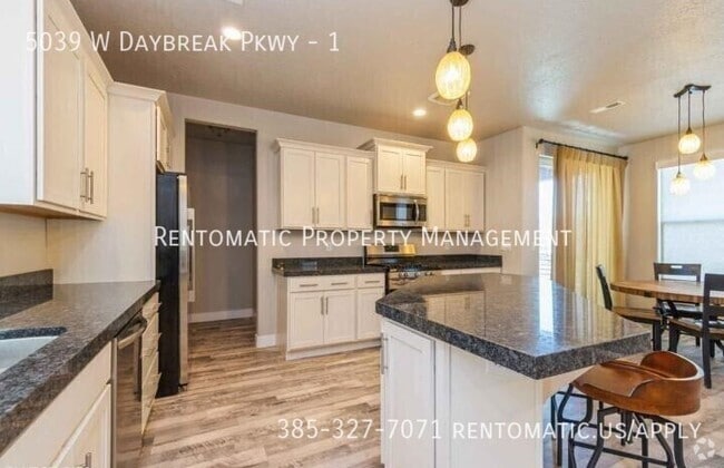 Building Photo - 5039 W Daybreak Pkwy Rental