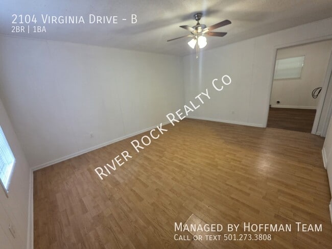 Building Photo - 2104 Virginia Dr Unit B