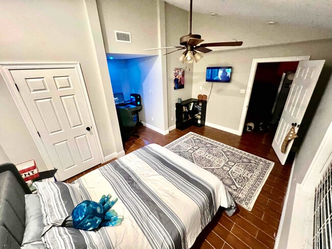 Photo - 73639 Diamondhead Dr N