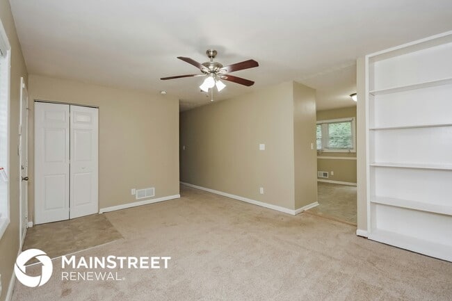 464 Pinecrest Dr