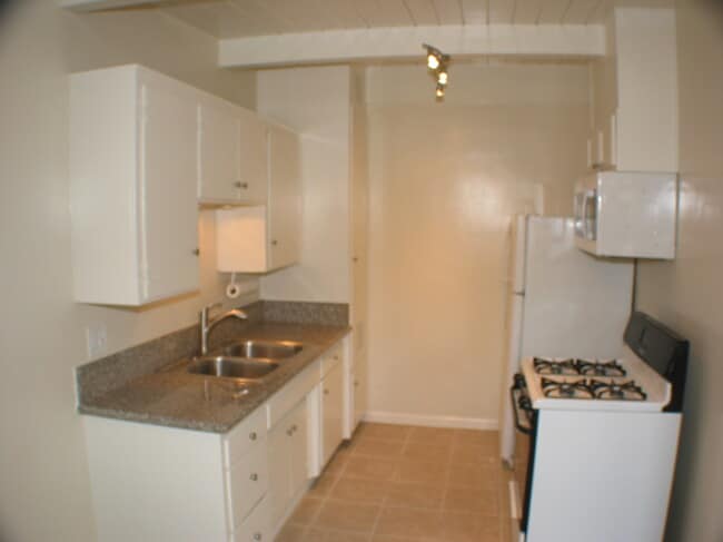 Photo - 3583 E N St Unit 2