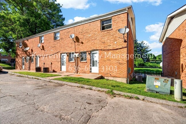 Building Photo - 3313 Droste Rd Unit 3313