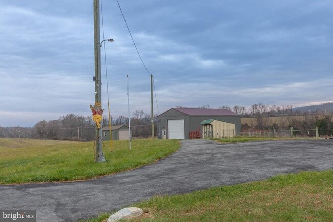 Building Photo - 266 Shannon Hill Ln Unit STUDIO