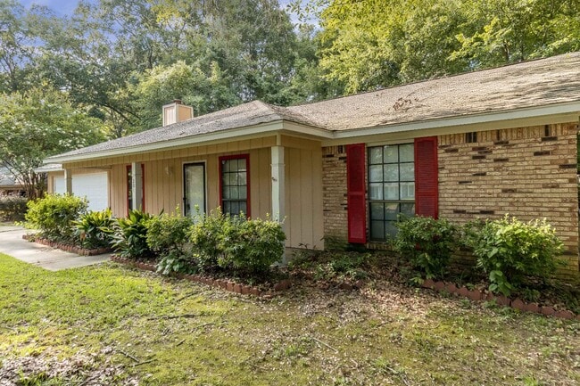 Photo - 201 Shadow Cove