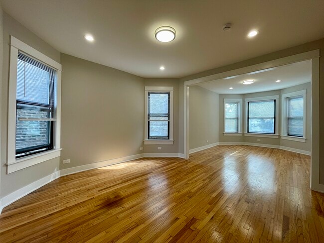 Photo - 2143 N Keystone Ave Unit 2