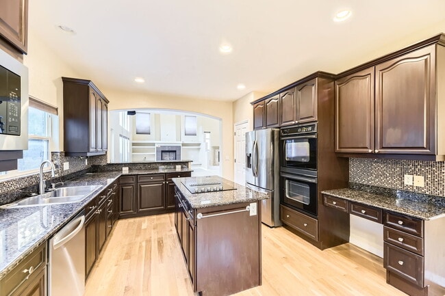 Photo - 19406 E Maplewood Pl