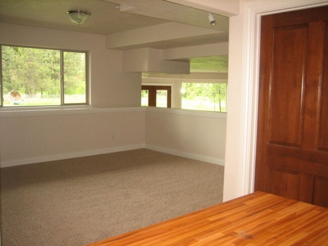 Photo - Country Living Close to Downtown CDA!