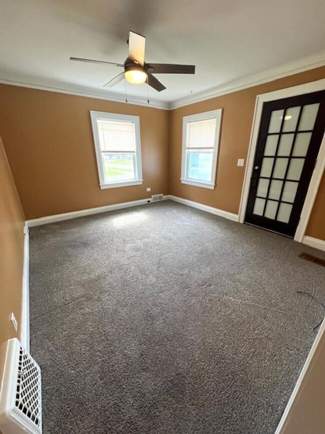 Photo - 402 N 38th Ave W Unit 1