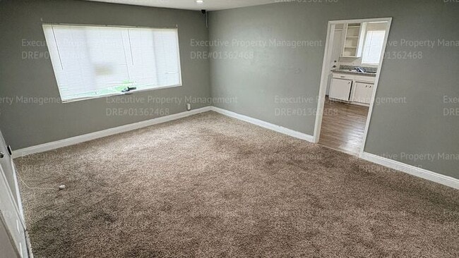 Photo - 2 bedroom 1 bathroom house located off the main street Oildale Dr.