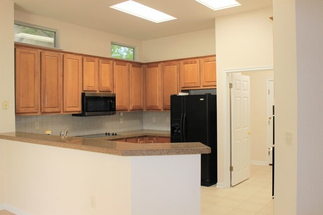 Photo - 103 Hill Country Dr