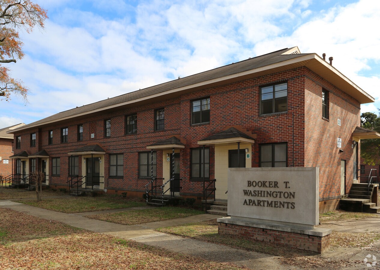 Photo - Booker T. Washington Apartments