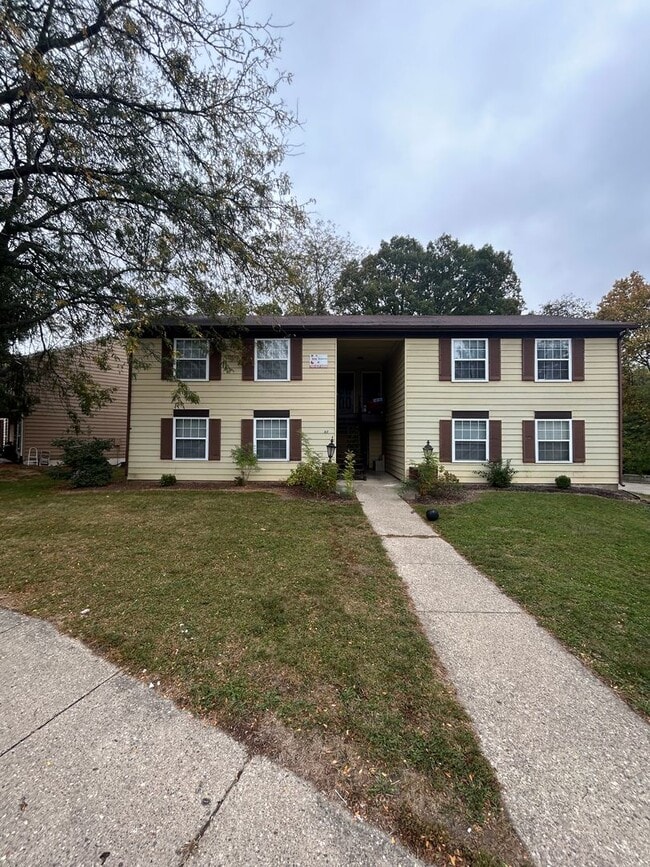 Building Photo - 60 Ironwood Ct Unit A