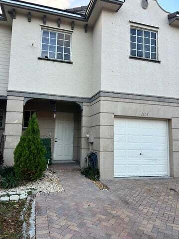 Photo - 1305 Lucaya Dr