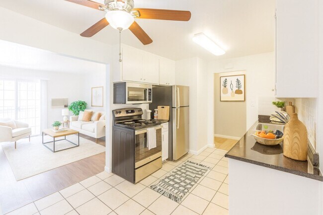 Photo - Courtyard Apartments