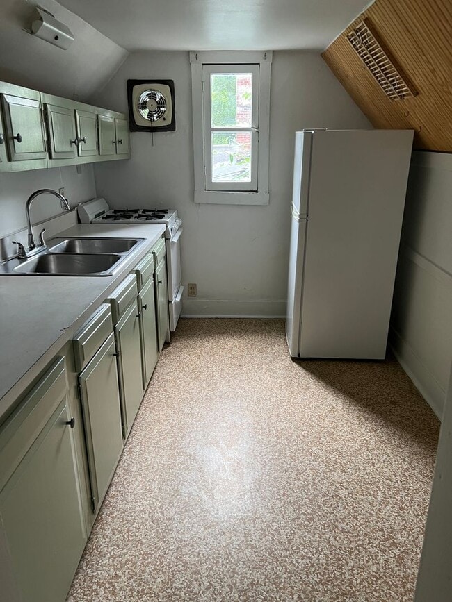 Photo - 311 W High St Apartamento Unidad 2