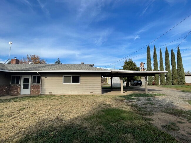 Photo - Incredible 3bd/2ba house surrounded by working orchards! Available now!