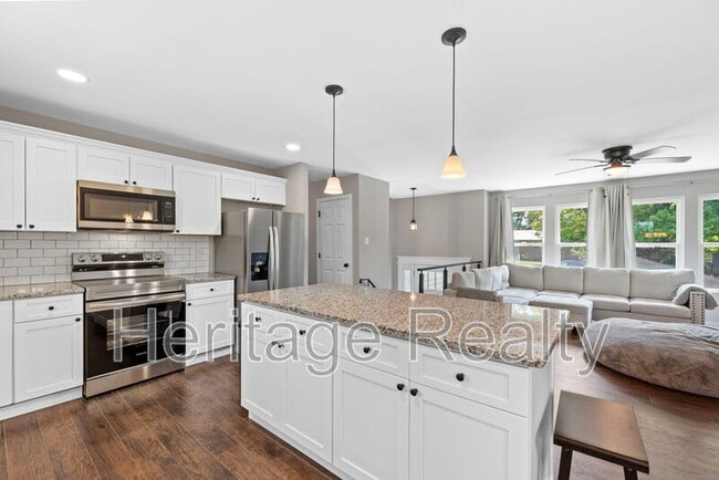 Photo - 12025 W Kingsgate Rd