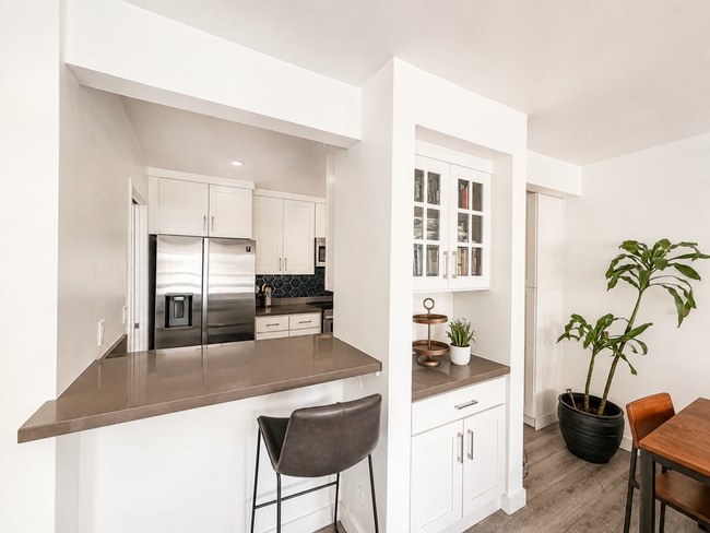Photo - 6250 Buckingham Pkwy Unidad 201