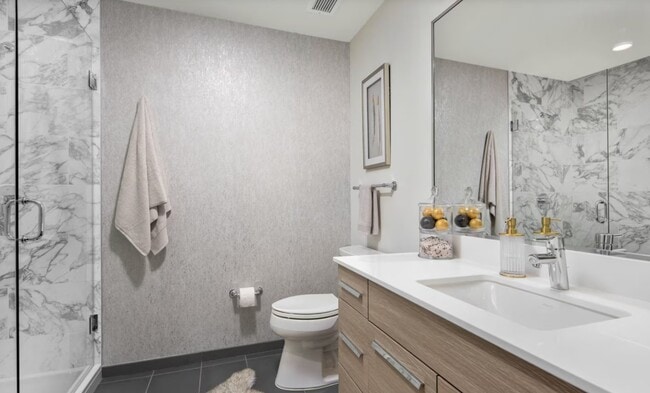 Photo - 817 W Washington Blvd Unit 400