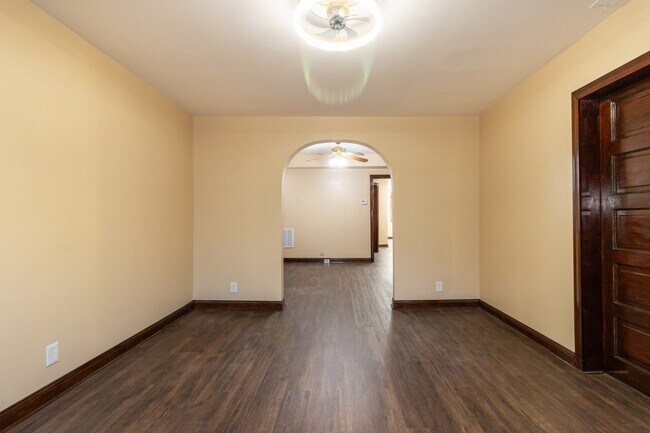 Photo - 2938 N Dawson Ave Unit 1