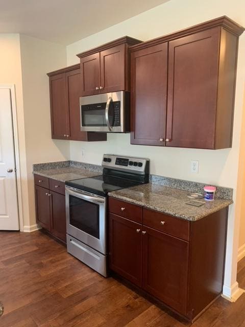 Photo - 184 Mountain Ash Ln