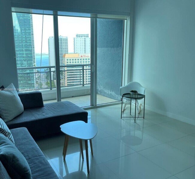 Photo - 60 SW 13th St Unidad 1604