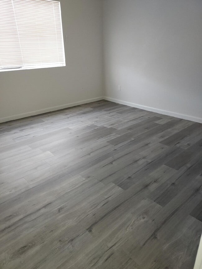 Photo - 320 N 23rd St Unidad 108