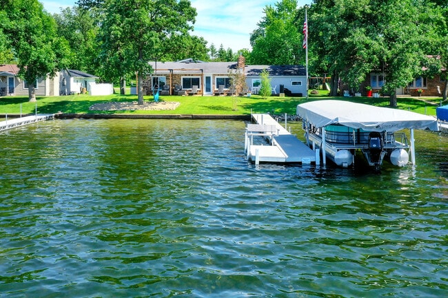 Lakeside - 27166 Little Floyd Lake Rd Rental