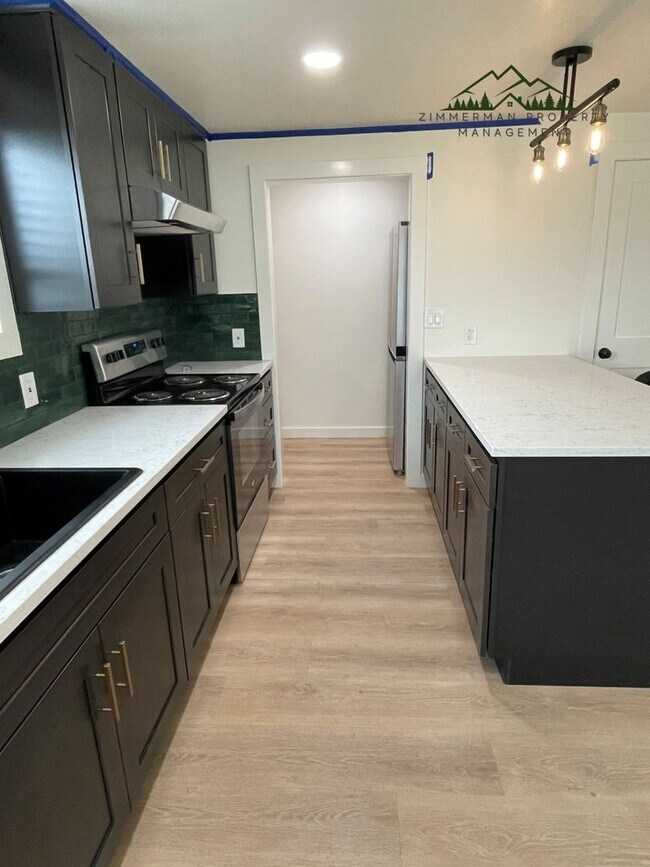 Photo - UPDATED 2 Bedroom, 1 Bathroom Home in Lowell