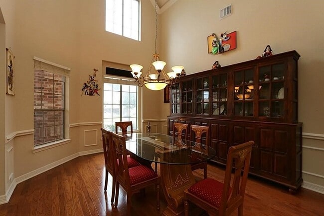 Photo - 7610 Hampton Bay Ln
