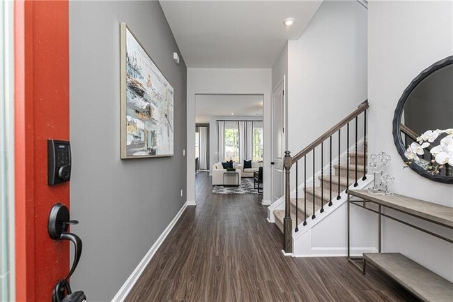 Photo - 557 Aberdeen Mdw Ln