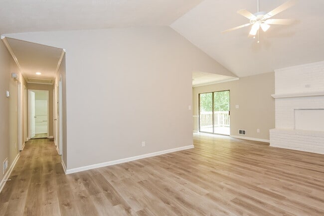 Photo - 6378 Valley Brook Dr House