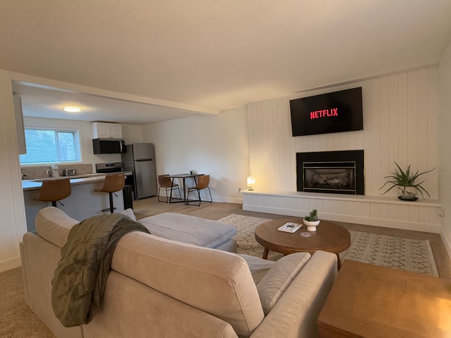 Photo - 2260 Richards Ave Unit #1