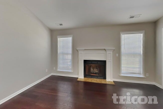50 Atherton Dr