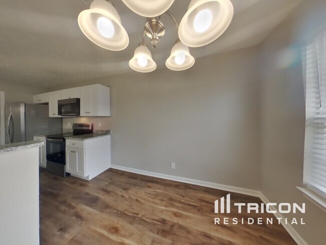 Photo - 3107 Donard Ct