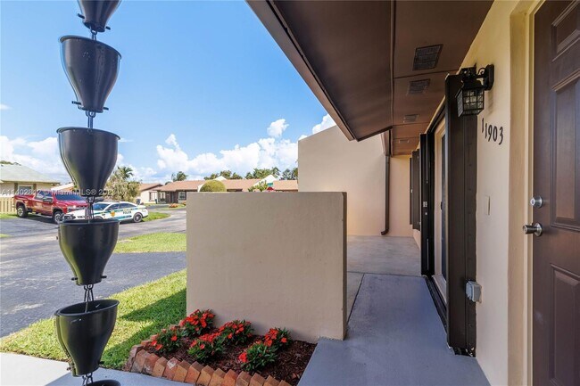 Photo - 11903 SW 110th St Cir E