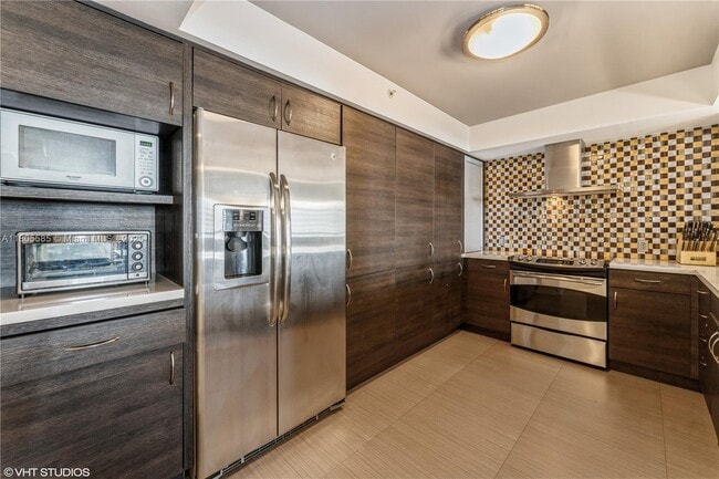Photo - 170 Ocean Ln Dr Unit 906