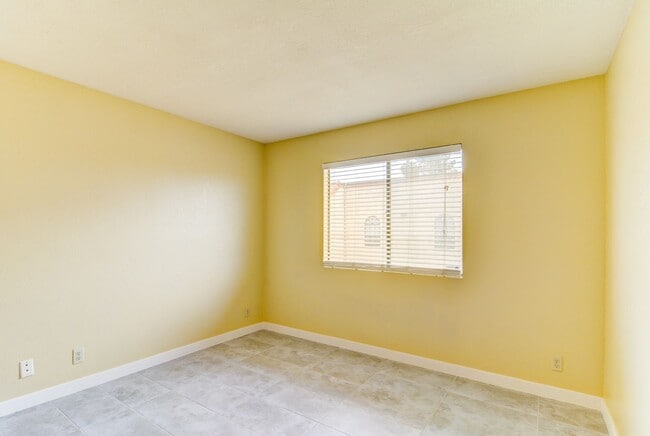2980 Juniper Hills Blvd