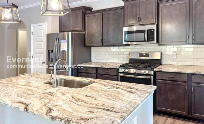 Photo - 115 Kretzer Ct