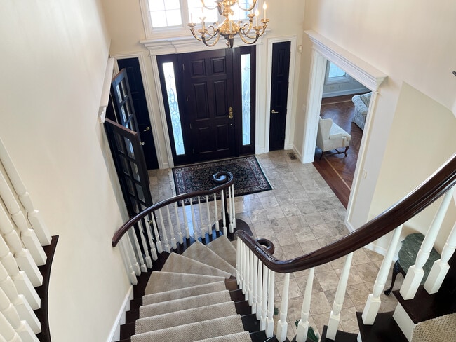 Photo - 711 Berkshire Ct