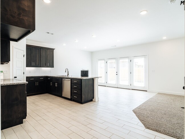 Photo - 2161 Wildflower Dr