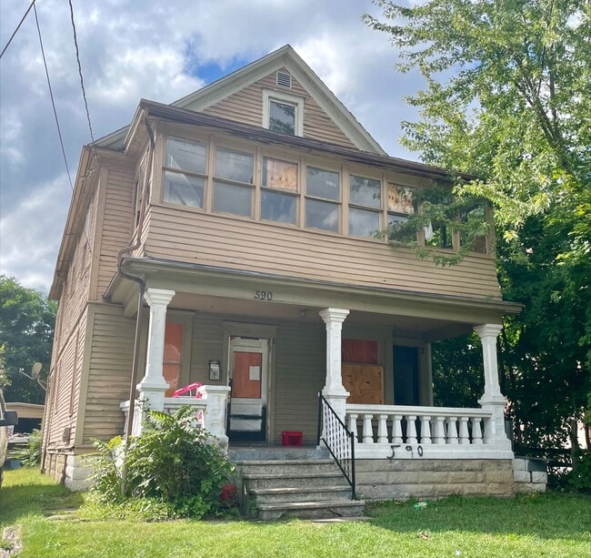 590 Schiller Ave Unit 1